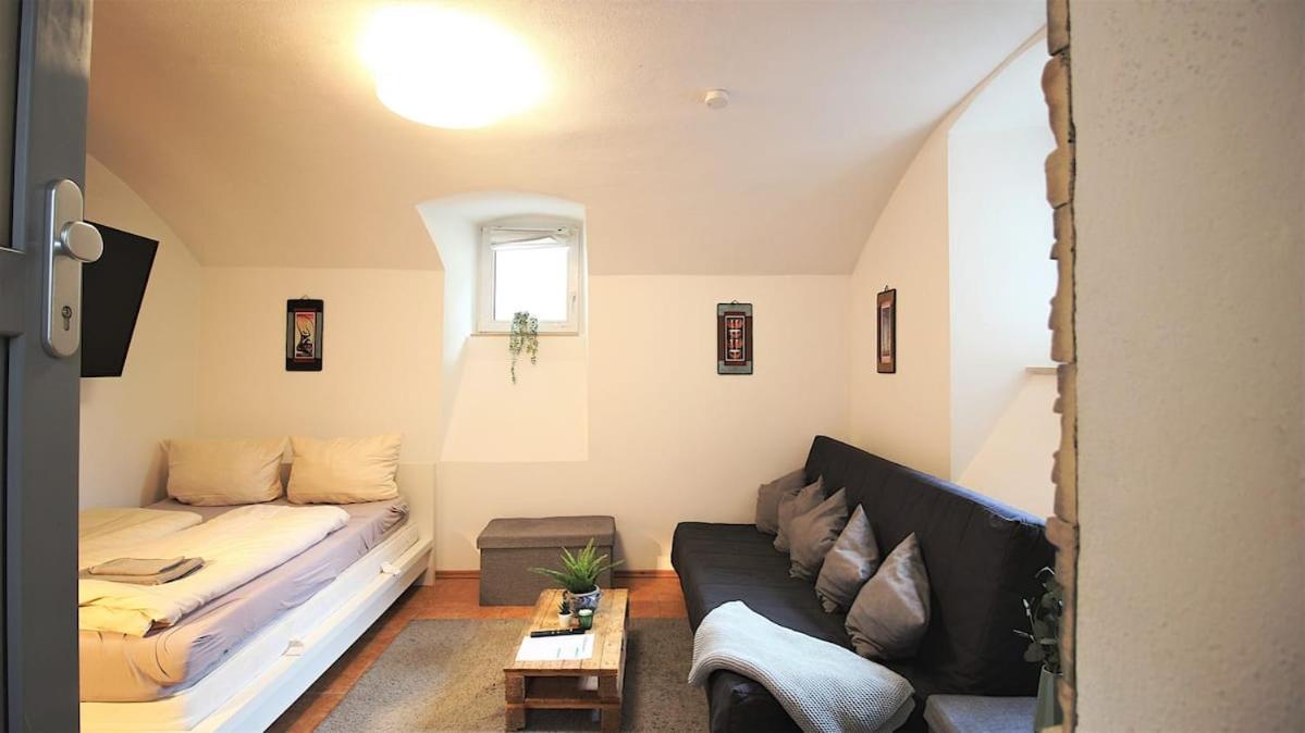 Fully Equipped Apartment Near Main Station Würzburg Exterior foto