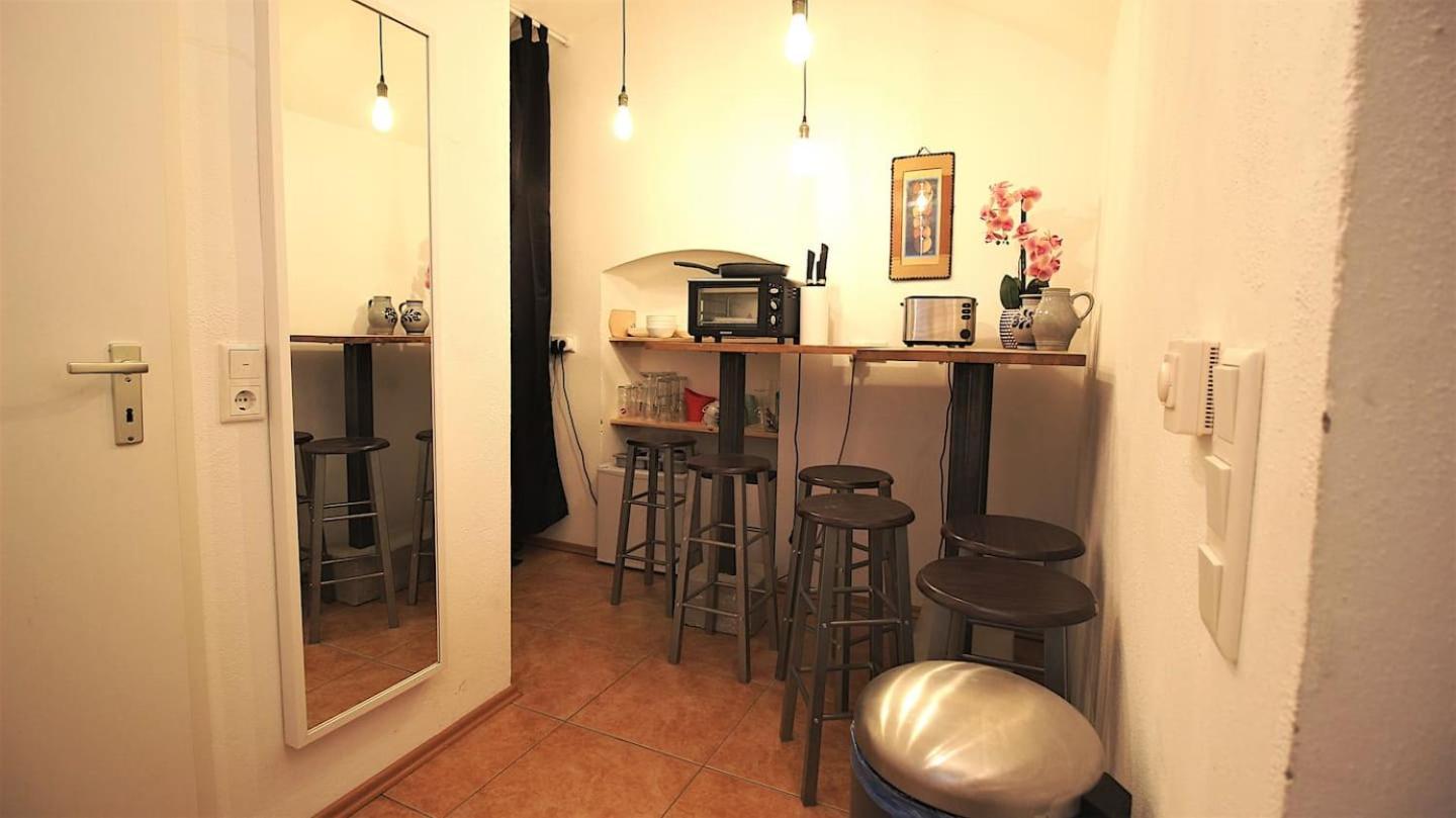 Fully Equipped Apartment Near Main Station Würzburg Exterior foto